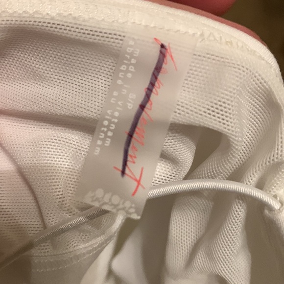 Free People Movement Find Your Flow One Shoulder Cami White NWOT - Picture 7 of 8